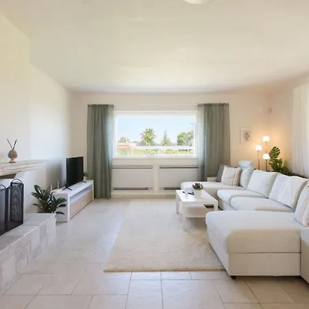 Pallino Mit Pool By Interhome